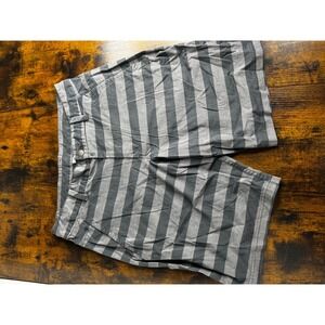 Lululemon Mens Commission Shorts Size 34 Grey Striped Casual Chino Shorts